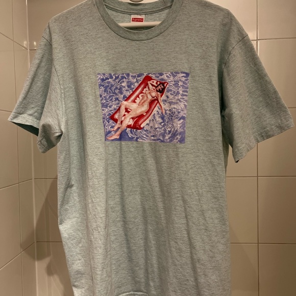 Supreme float T-Shirt - Picture 1 of 4